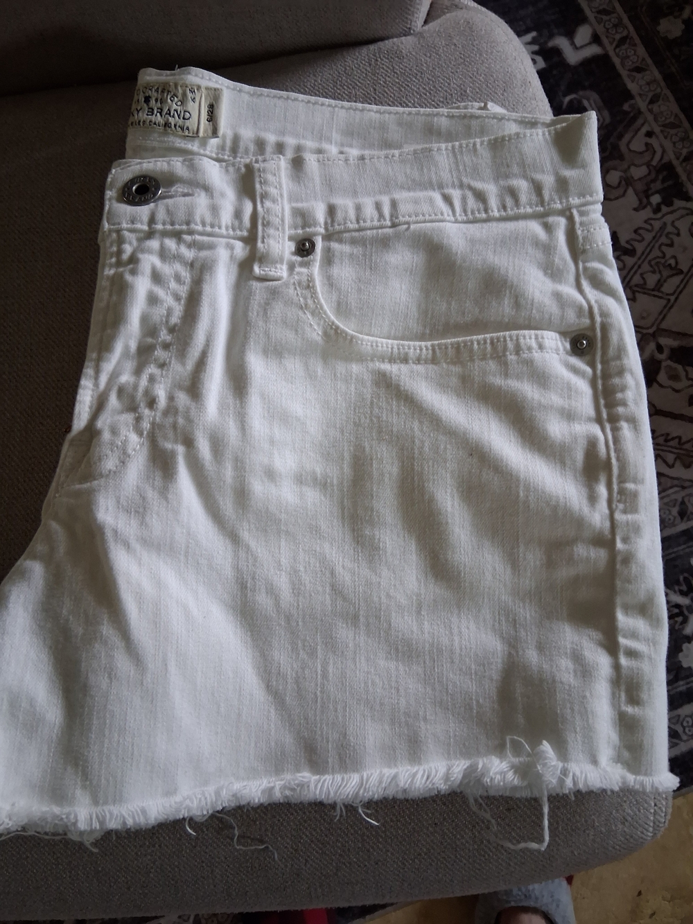 Lucky Brand White Denim Jeans - Picture 6 of 6